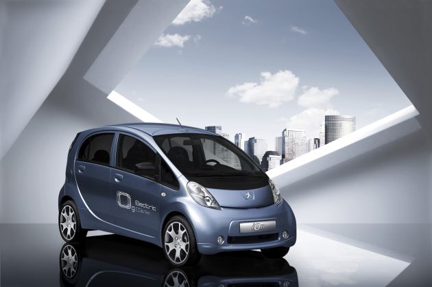 Peugeot iOn:
Peugeot iOn